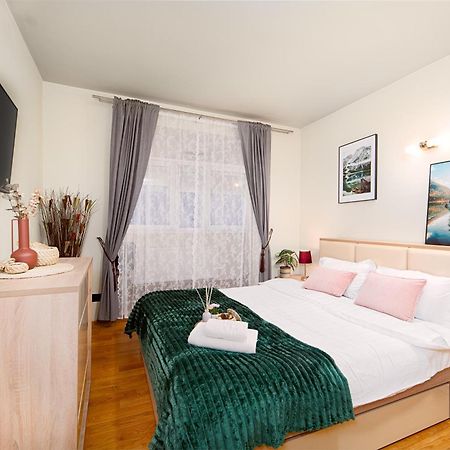 Central Elegant - Anastasia Apartment - By Openhouse Timişoara Eksteriør billede